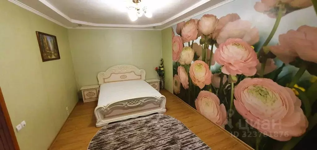 Дом в Крым, Алушта ул. Карла Маркса, 7/6 (100 м) - Фото 1