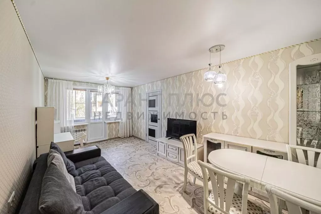 3-к кв. Липецкая область, Липецк ул. Космонавтов, 48/2 (56.6 м) - Фото 2