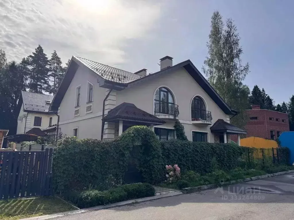 Таунхаус в Московская область, Щелково городской округ, Лесной Вип кп  ... - Фото 1