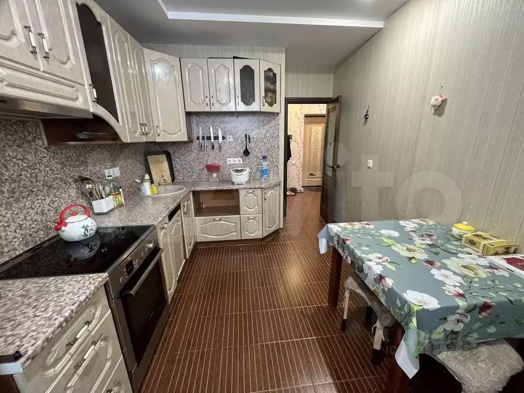 1-к кв. Волгоградская область, Волгоград ул. Малиновского, 4 (37.7 м) - Фото 1