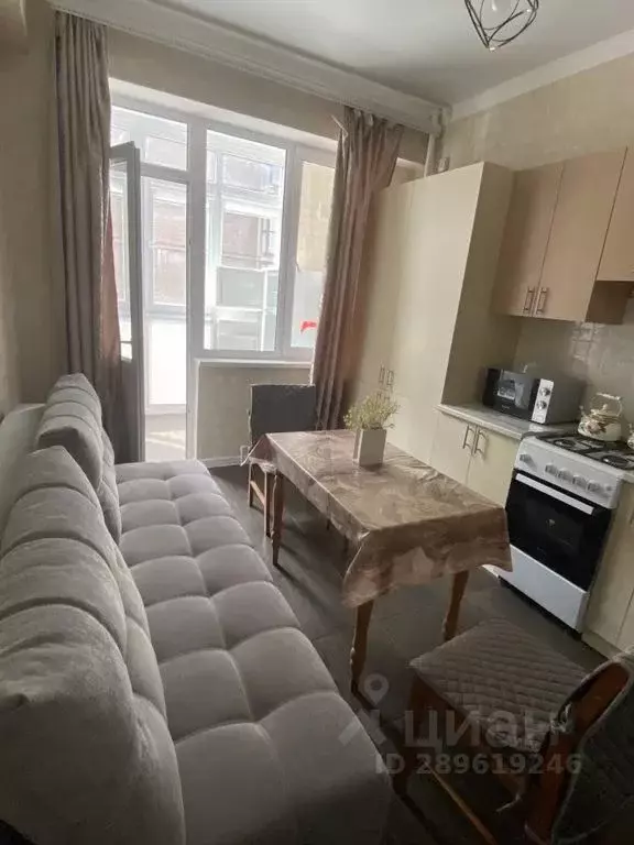 1-к кв. Ставропольский край, Кисловодск ул. Декабристов, 36/2 (45.0 м) - Фото 1