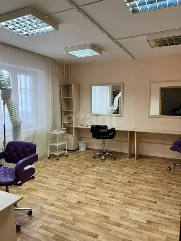 Офис в Тюменская область, Тобольск 4-й мкр, 36 (93 м) - Фото 1