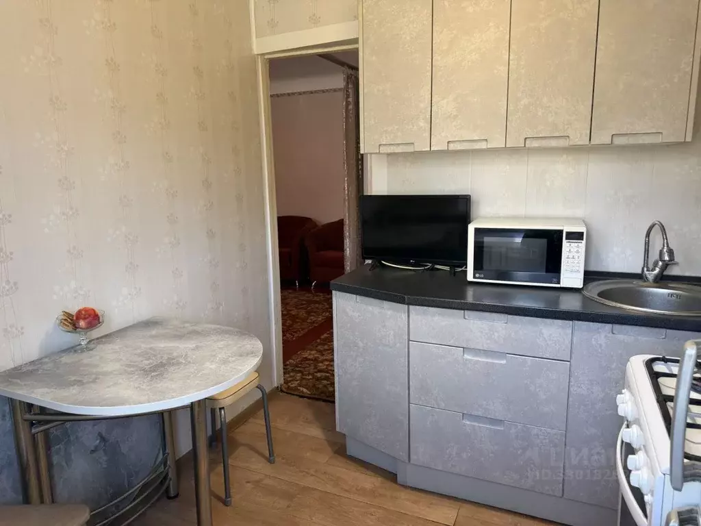 2-к кв. Татарстан, Казань ул. Дружбы, 10 (41.9 м) - Фото 2