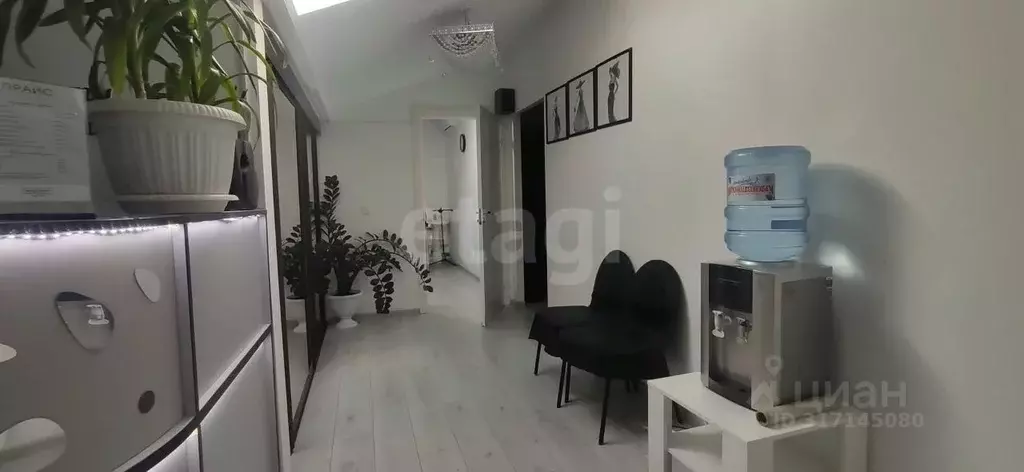 Офис в Коми, Сыктывкар ул. Орджоникидзе, 16 (75 м) - Фото 1