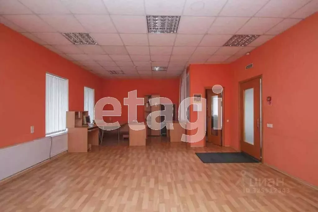 Помещение свободного назначения в Тюменская область, Тюмень ул. ... - Фото 1