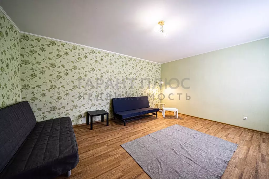 3-к кв. Липецкая область, Липецк ул. М.И. Неделина, 61 (90.0 м) - Фото 1