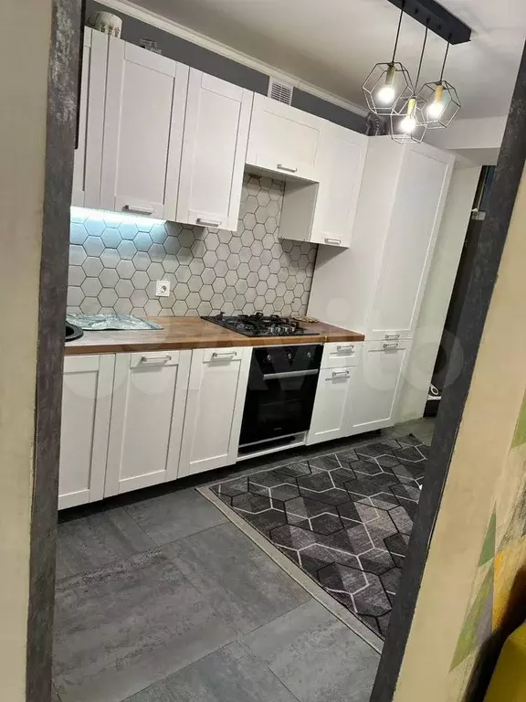 2-к. квартира, 45 м, 4/6 эт. - Фото 0