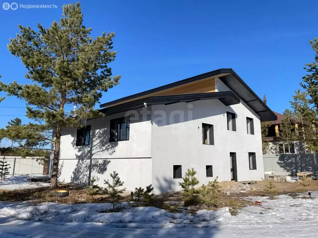 Дом в посёлок Забайкальский, Просторная улица (300 м) - Фото 1