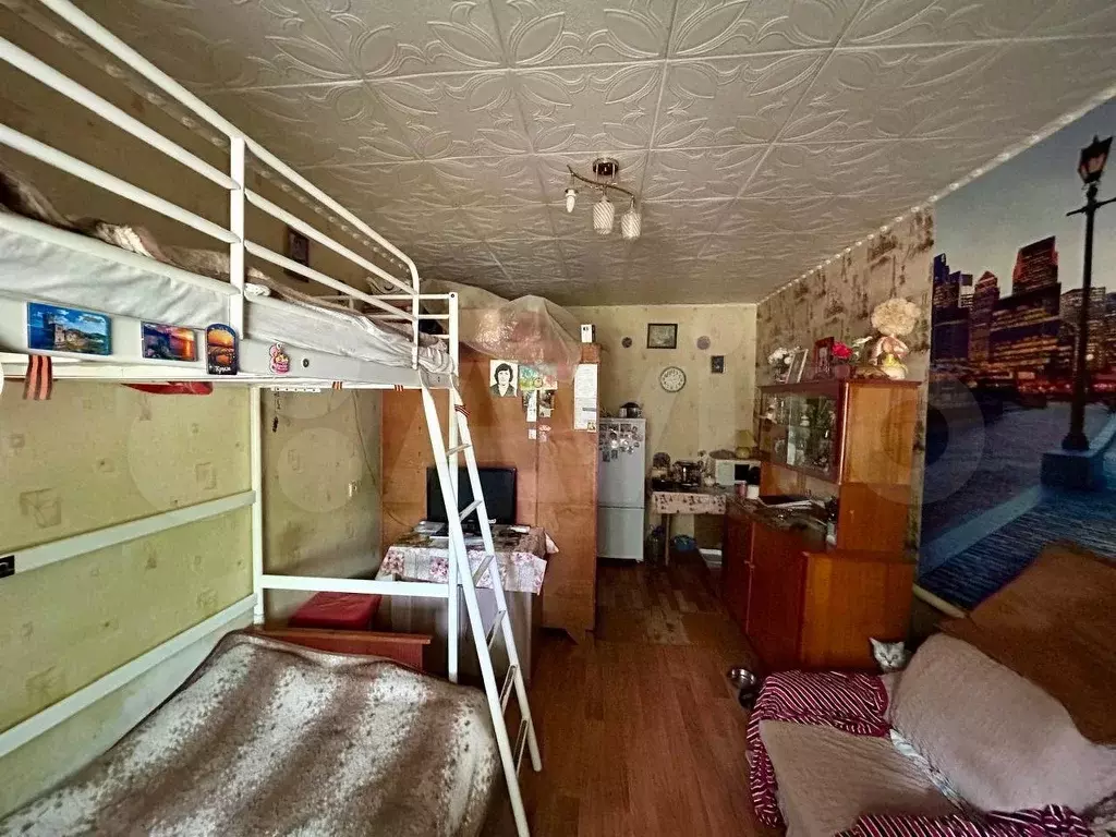 Комната 31 м в 3-к., 1/5 эт. - Фото 1