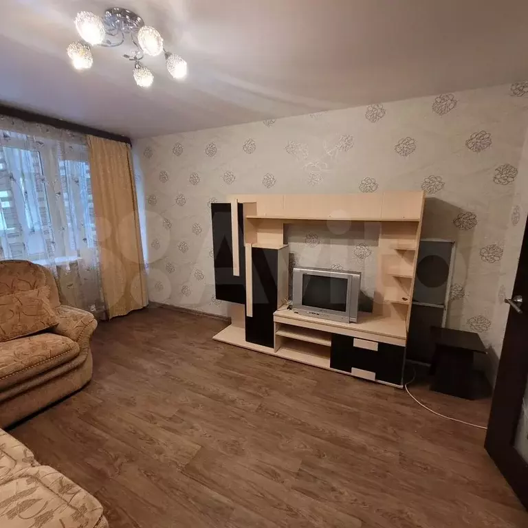 3-к. квартира, 62 м, 2/9 эт. - Фото 0