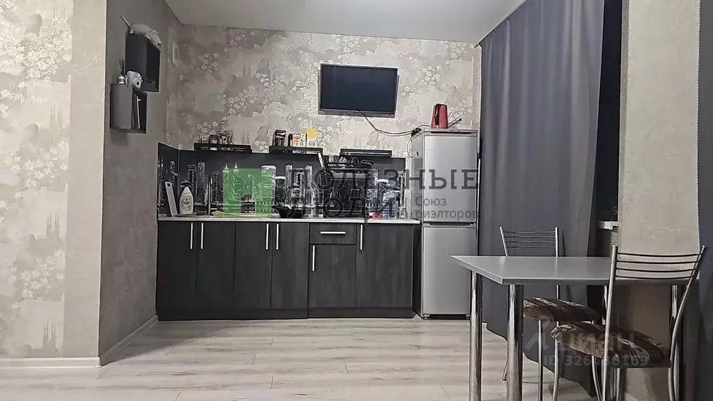 Студия Краснодарский край, Новороссийск Кутузовская ул., 117 (30.4 м) - Фото 1