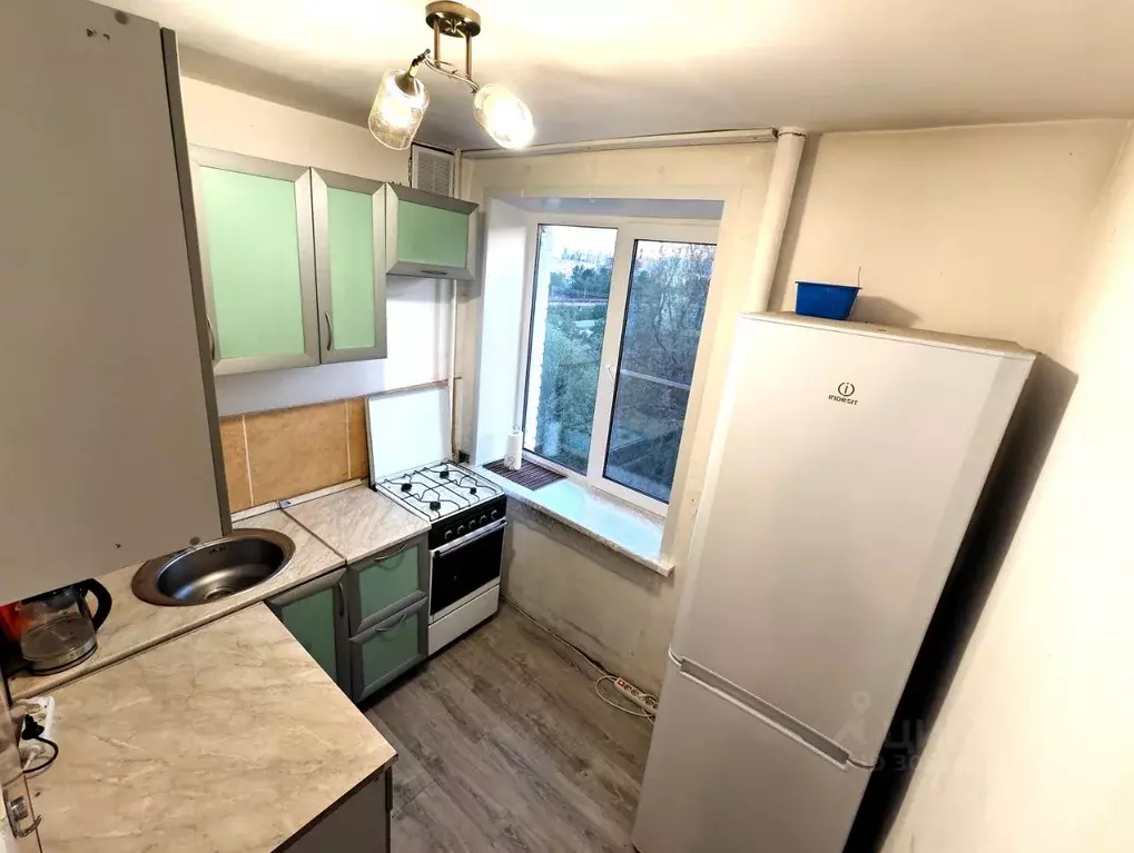 Комната Московская область, Реутов ул. Ленина, 4 (10.0 м) - Фото 0