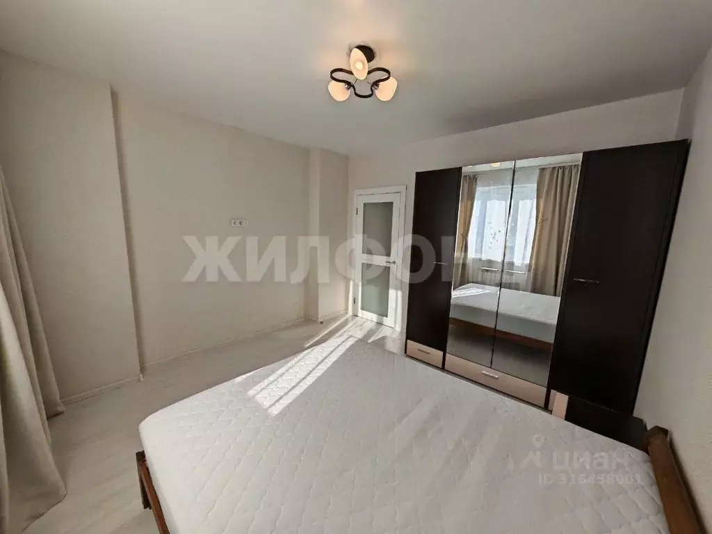 2-к кв. Новосибирская область, Новосибирск ул. Державина, 92/3 (70.0 ... - Фото 1