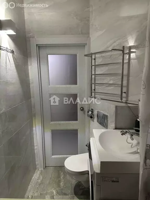 2-комнатная квартира: Санкт-Петербург, 18-я линия Васильевского ... - Фото 2