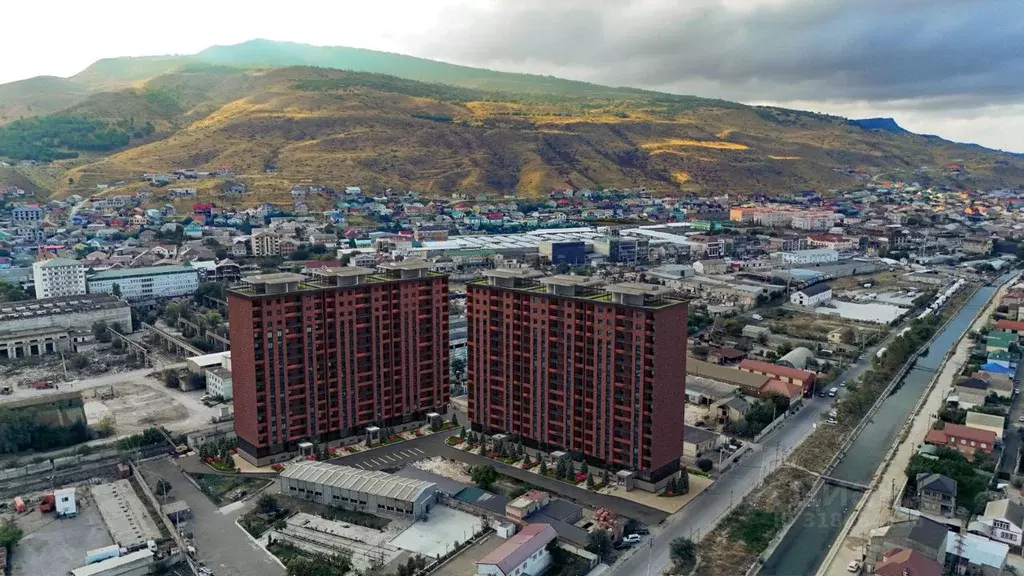 2-к кв. Дагестан, Махачкала ул. Майская, 28 (77.0 м) - Фото 1