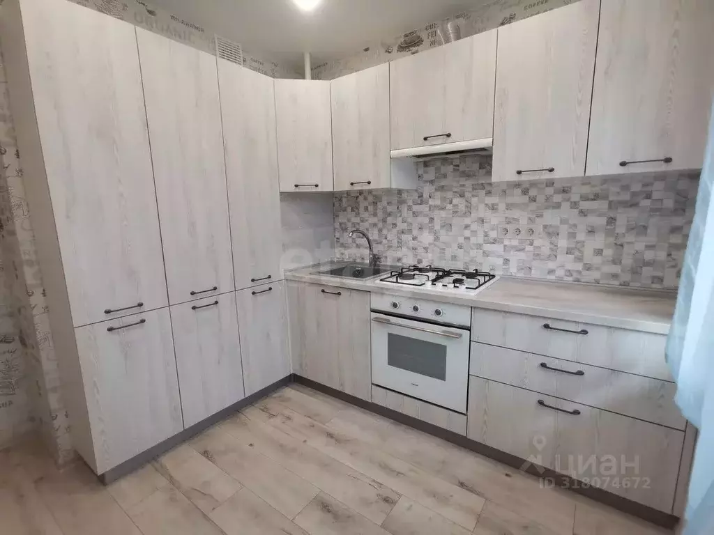2-к кв. Смоленская область, Смоленск пер. Юннатов, 4 (51.7 м) - Фото 0