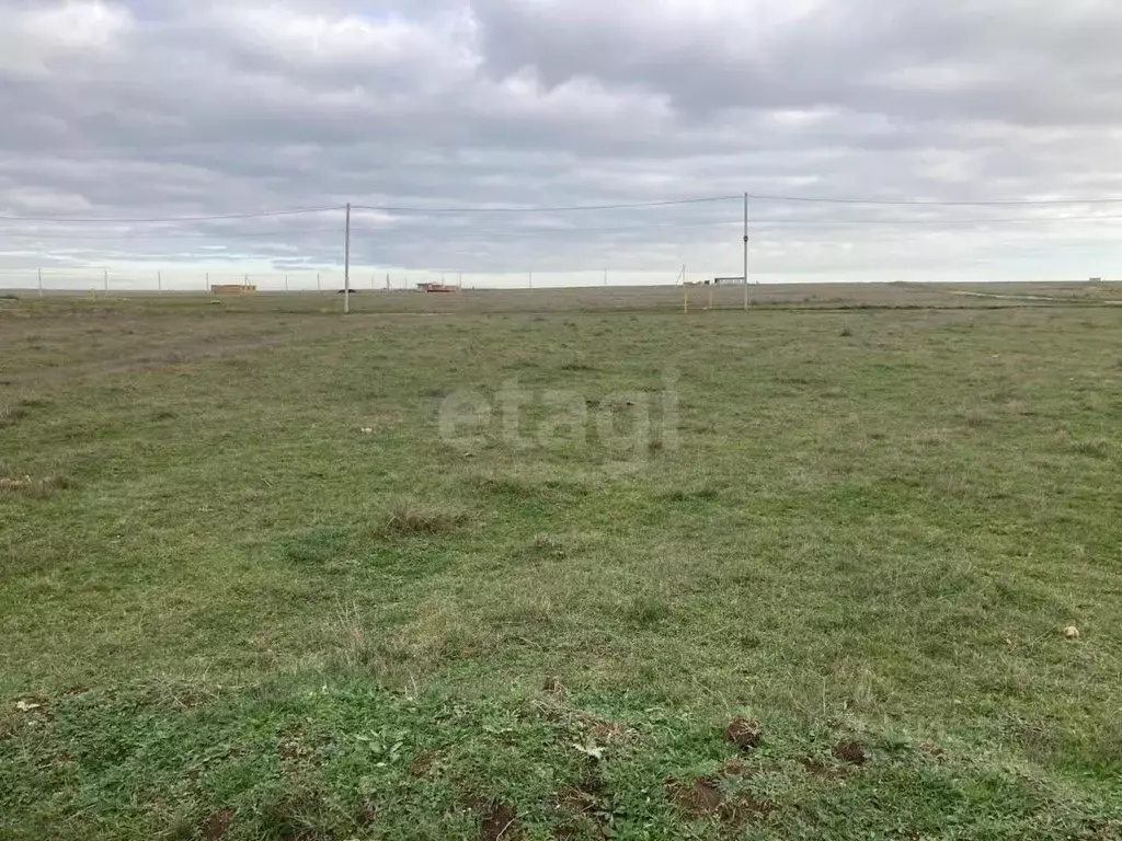 Участок в Крым, Сакский район, с. Суворовское ул. Солнечная (8.0 сот.) - Фото 1