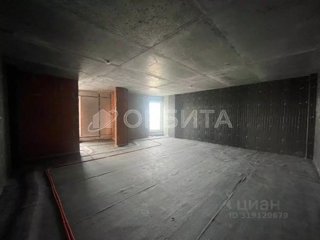 3-к кв. Тюменская область, Тюмень Профсоюзная ул., 56 (102.7 м) - Фото 0