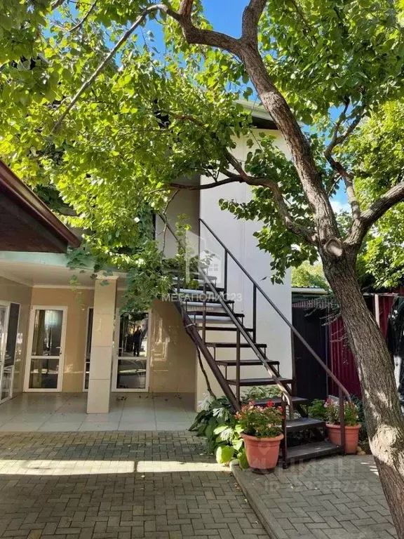 Дом в Краснодарский край, Геленджик Новороссийская ул., 117 (250 м) - Фото 1