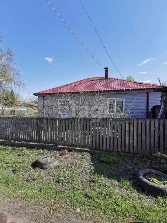 Дом в Алтайский край, Бийск городской округ, пос. Нагорный проезд 5-й ... - Фото 1