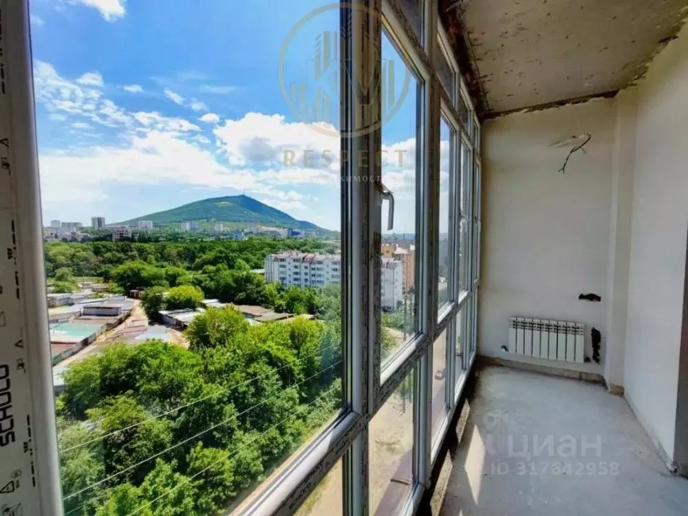 2-к кв. Ставропольский край, Пятигорск ул. Адмиральского, 1А (70.0 м) - Фото 0
