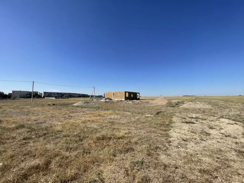 Участок в Крым, Евпатория городской округ, Новоозерное пгт  (5.2 сот.) - Фото 1