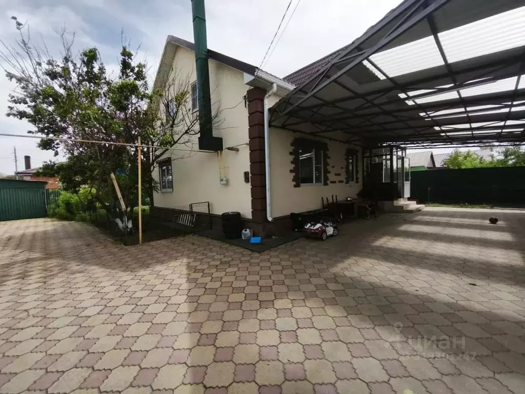 Дом в Ростовская область, Азовский район, Обильненское с/пос, пос. ... - Фото 1