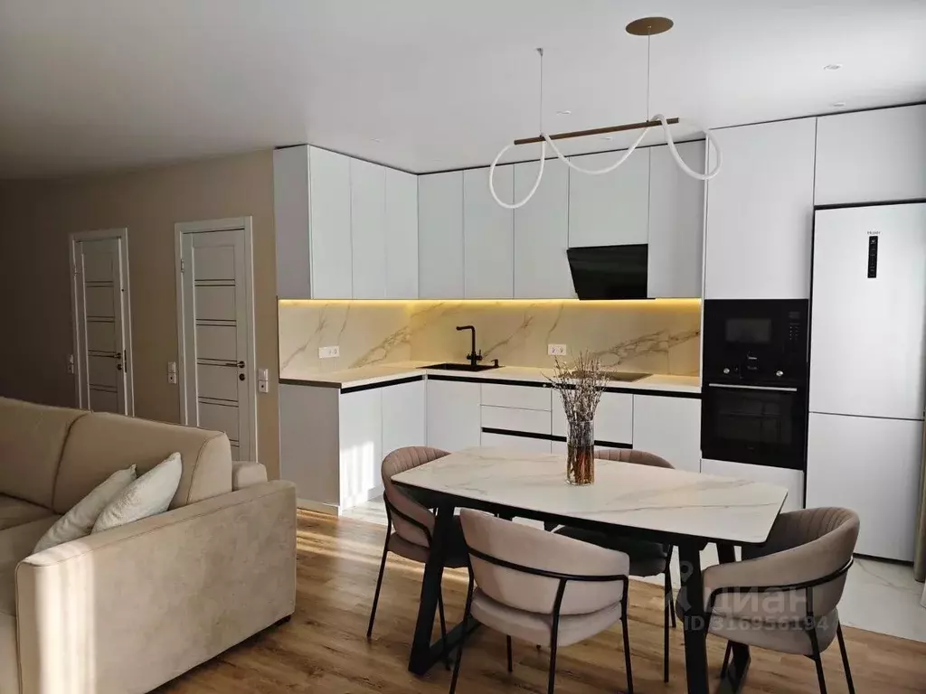 3-к кв. Красноярский край, Красноярск ул. Копылова, 19 (100.0 м) - Фото 2