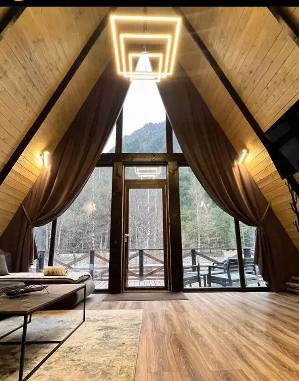 Дом в Кабардино-Балкария, Эльбрусский район, с. Тегенекли Балкарская ... - Фото 2