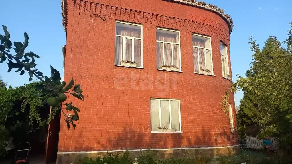 Дом в Ростовская область, Неклиновский район, Новобессергеневское ... - Фото 1