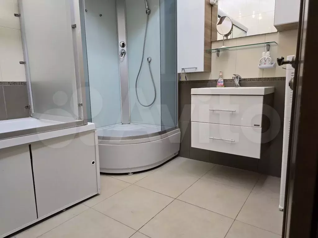 3-к. квартира, 111 м, 4/20 эт. - Фото 0