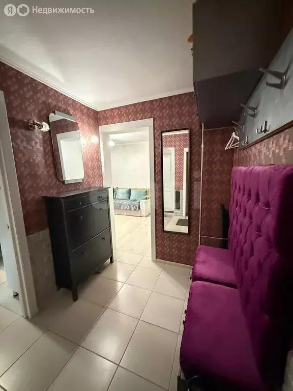 3-комнатная квартира: Калуга, улица Валентины Никитиной, 32 (58.9 м) - Фото 1