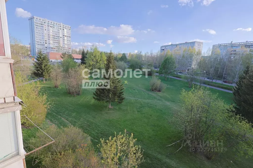 2-к кв. Кемеровская область, Кемерово Октябрьский просп., 52 (43.8 м) - Фото 1