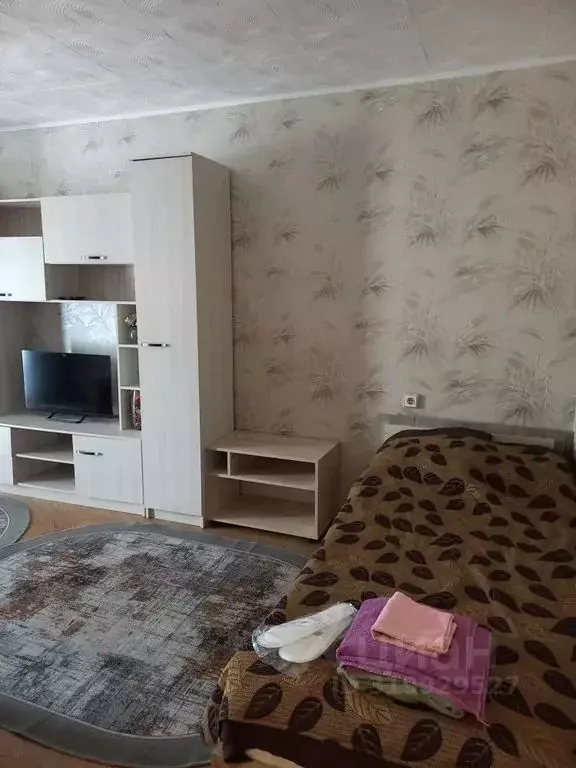 1-к кв. Свердловская область, Верх-Нейвинский пгт ул. 8 Марта, 7 (32.0 ... - Фото 1