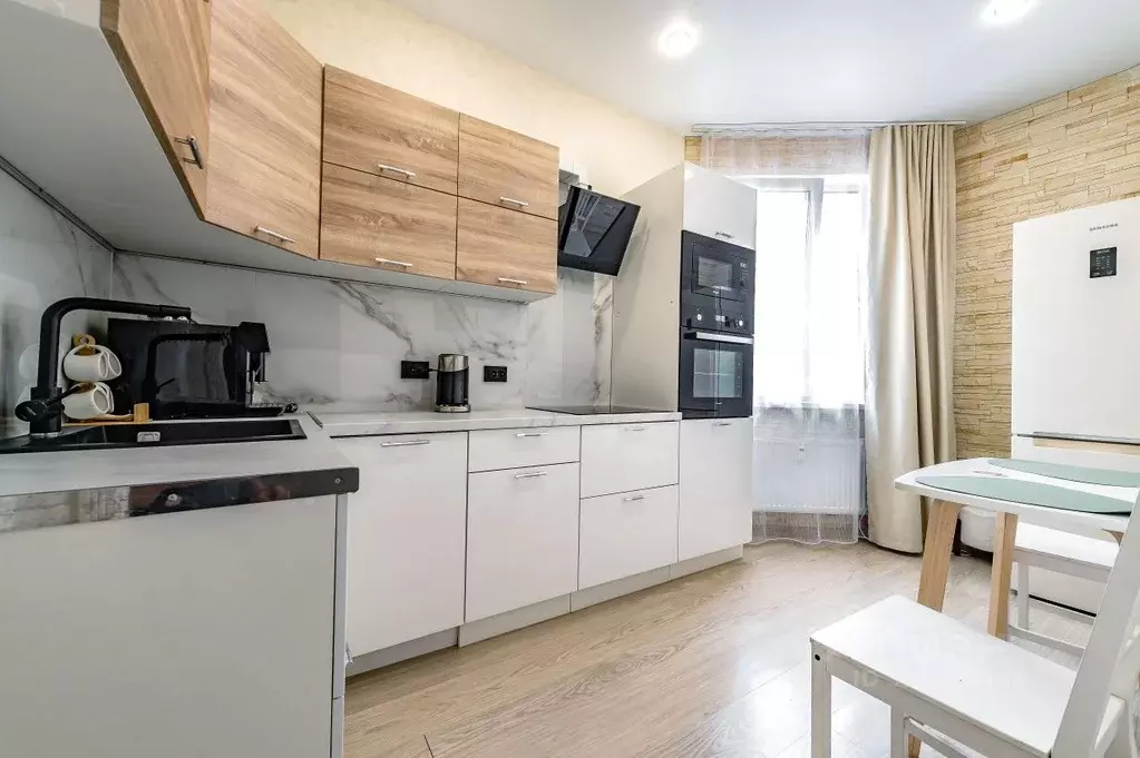 1-к кв. Санкт-Петербург Октябрьская наб., 44 (30.7 м) - Фото 1