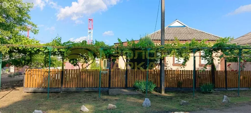 Дом в Крымский район, станица Варениковская (88.3 м) - Фото 1