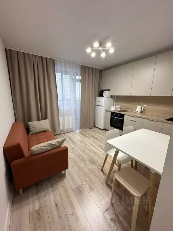 1-к кв. Свердловская область, Екатеринбург ул. Громова, 26/3 (43.0 м) - Фото 1