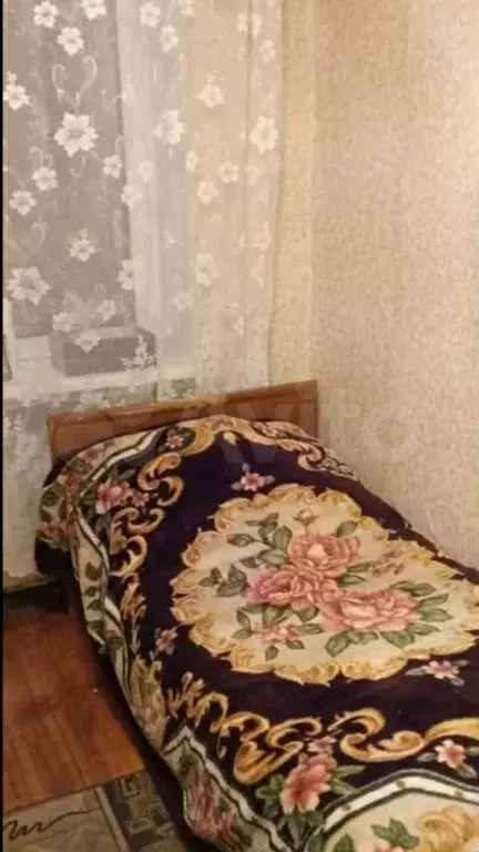 Комната 13 м в 3-к., 1/9 эт. - Фото 0