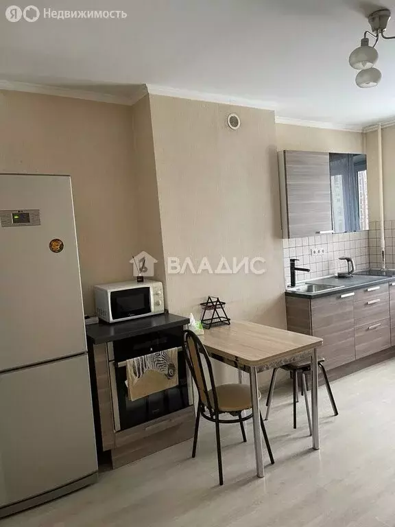 1-комнатная квартира: Лобня, улица Катюшки, 58 (47.9 м) - Фото 1