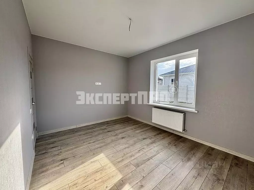 Дом в Крым, Симферопольский район, Трудовское с/пос, с. Денисовка ул. ... - Фото 1