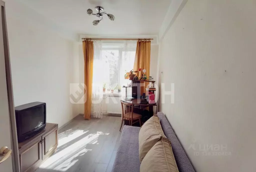 4-к кв. Санкт-Петербург ул. Подвойского, 50к3 (72.2 м) - Фото 0