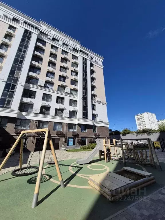 2-к кв. Севастополь ул. Адмирала Фадеева, 46Бк2 (65.0 м) - Фото 1