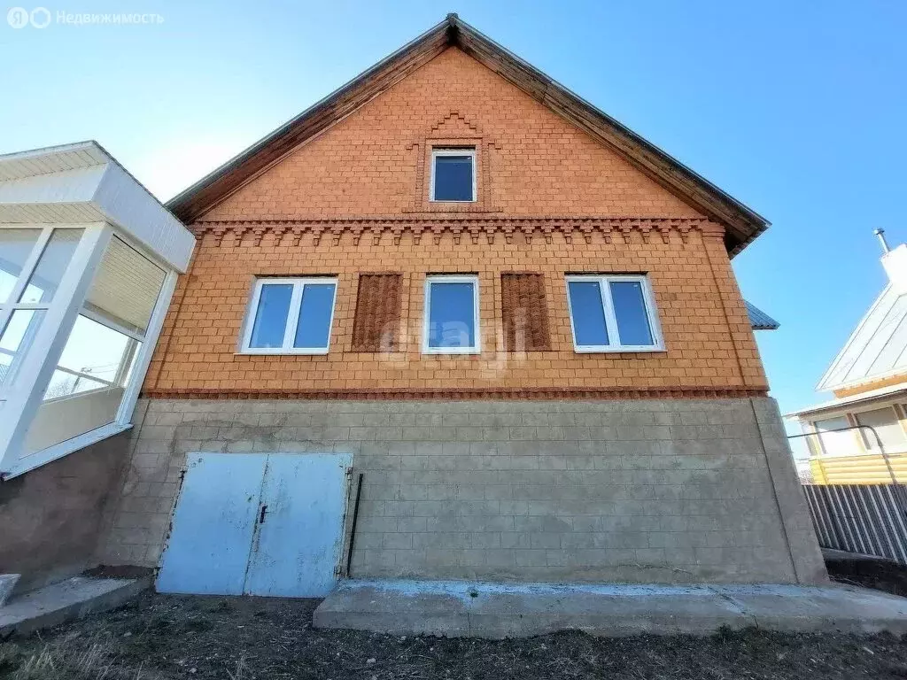 Дом в деревня Новогеоргиевка, Центральная улица (250 м) - Фото 1
