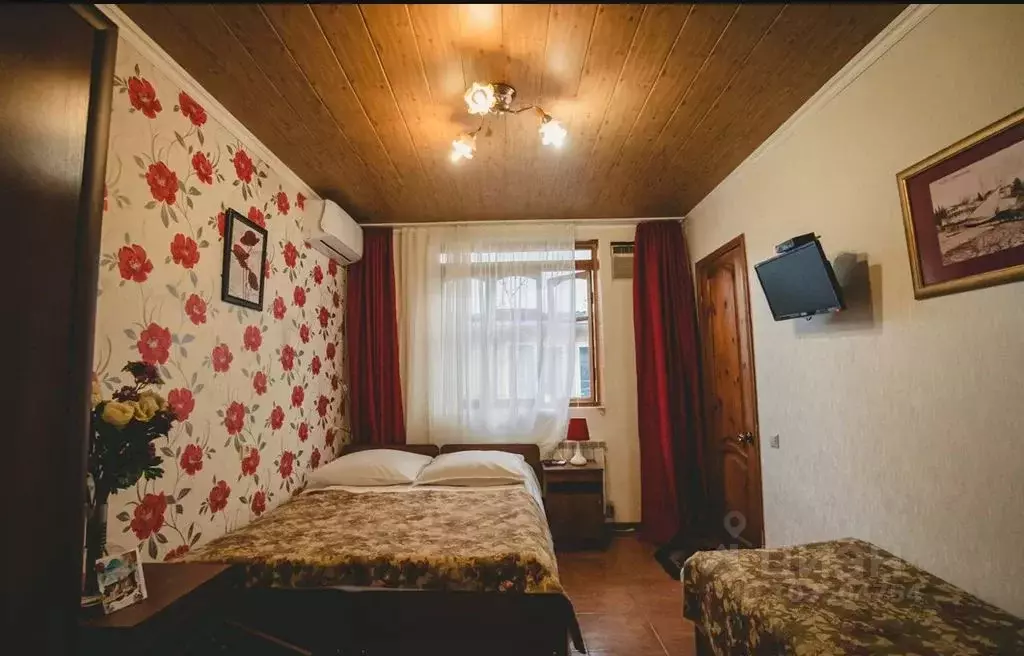 Комната Краснодарский край, Сочи Адлер жилрайон, ул. Герцена, 13 - Фото 0