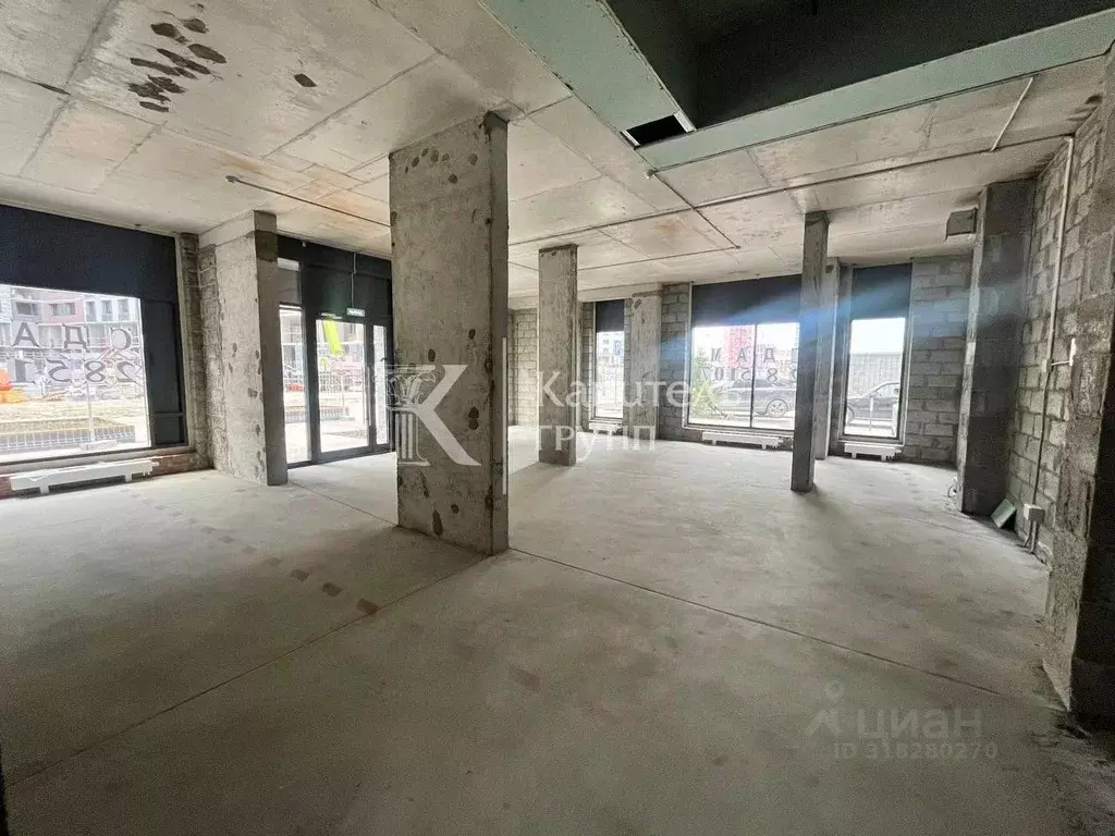 Торговая площадь в Тюменская область, Тюмень ул. Новоселов, 96 (85 м) - Фото 1