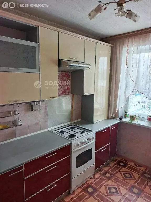 2-комнатная квартира: Чебоксары, улица Кадыкова, 21 (52.4 м) - Фото 1