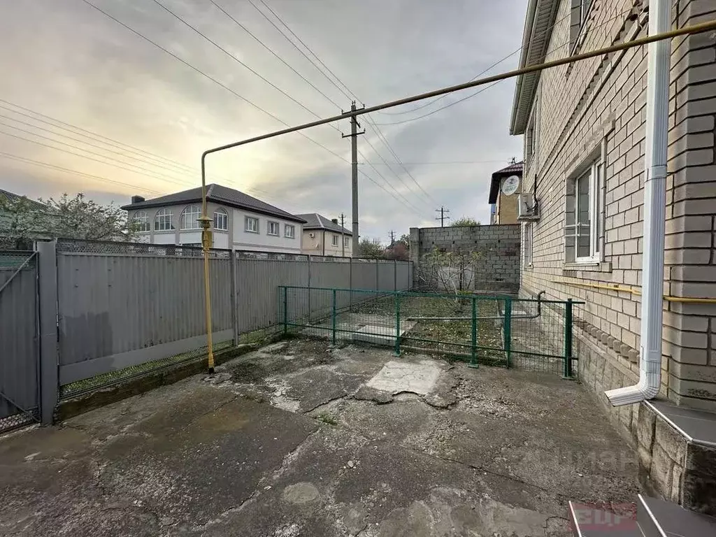 Дом в Краснодарский край, Новороссийск городской округ, с. Гайдук ул. ... - Фото 1