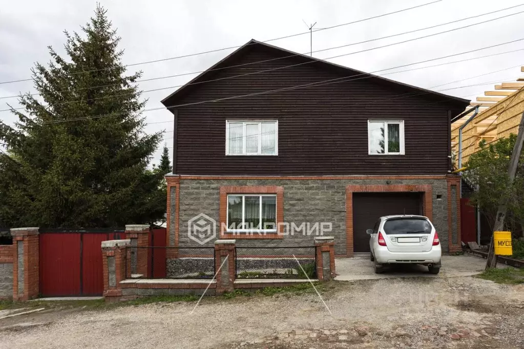 Дом в Новосибирская область, Новосибирск пер. 1-й Доватора, 1 (154 м) - Фото 1