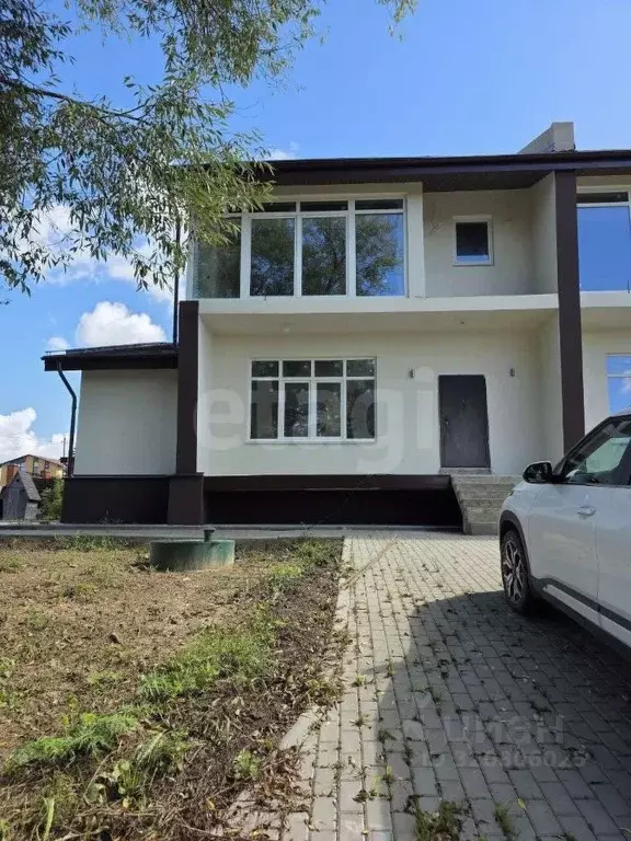 Таунхаус в Калужская область, Калуга городской округ, д. Желыбино ул. ... - Фото 0