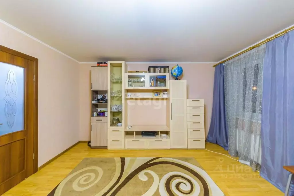 3-к кв. Тюменская область, Тюмень ул. Пермякова, 83 (83.5 м) - Фото 1